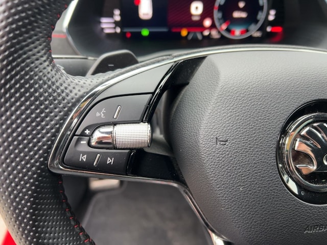 Skoda Octavia 1.4 TSI Combi RS iV