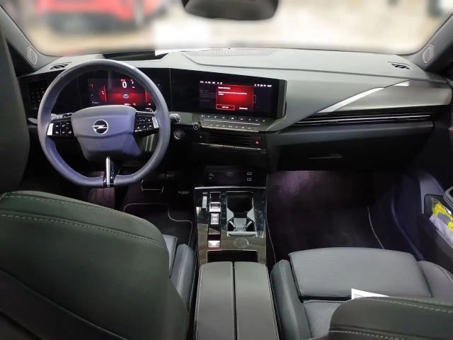 Opel Astra Sports Tourer Ultimate