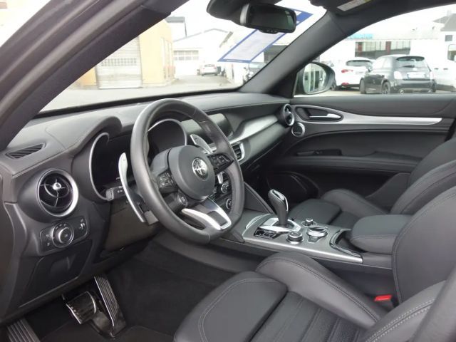 Alfa Romeo Stelvio Q4 Veloce