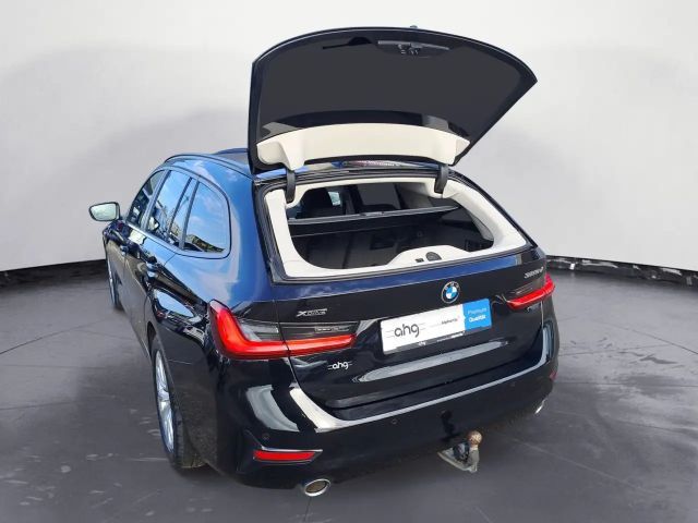 BMW 320 320d Advantage pakket Touring xDrive