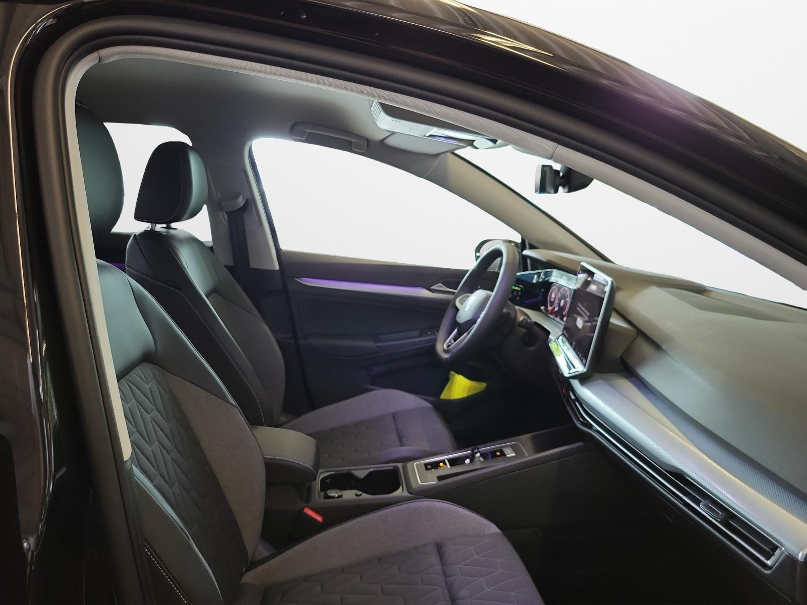 Volkswagen Golf 1.5 eTSI DSG Life