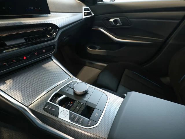 BMW 320 320d M-Sport Touring