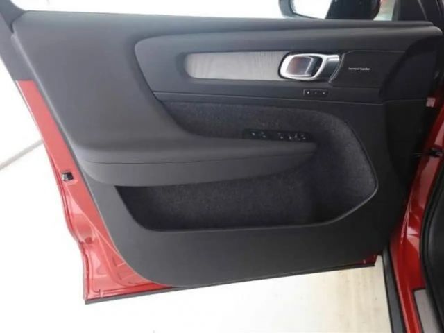 Volvo XC40 Dark Plus