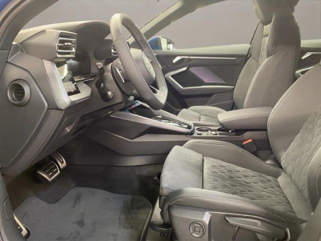 Audi A3 35 TFSI S-Line S-Tronic Sportback