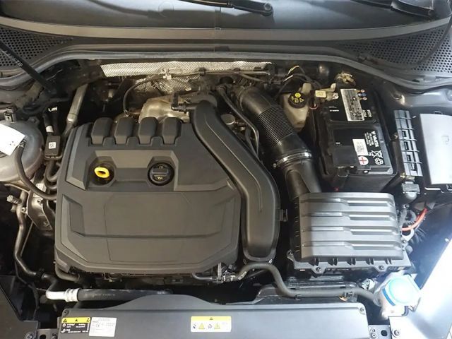 Volkswagen Passat Business DSG