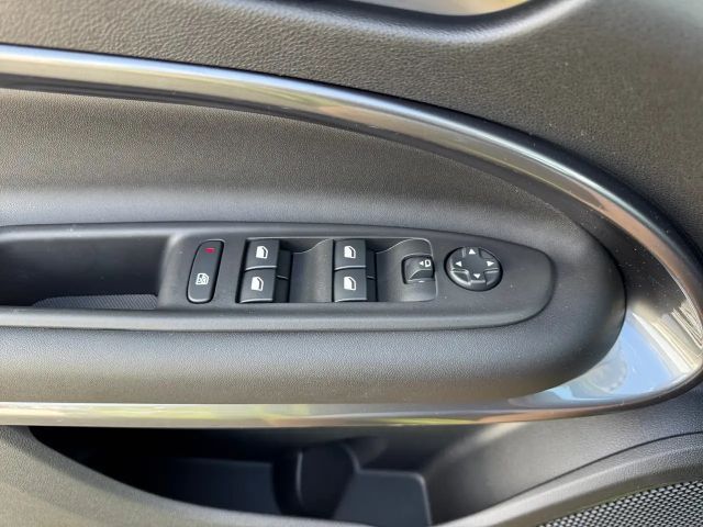 Abarth 600e Scorpionissima