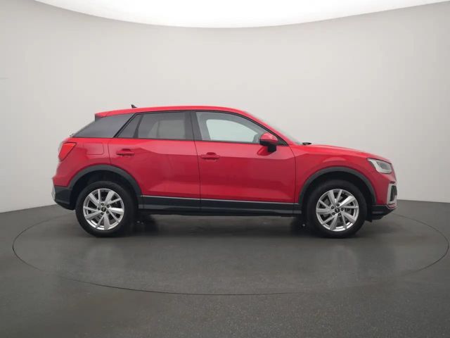 Audi Q2 advanced S-TRON AHK VIRT LEDER SHZ PORT NA