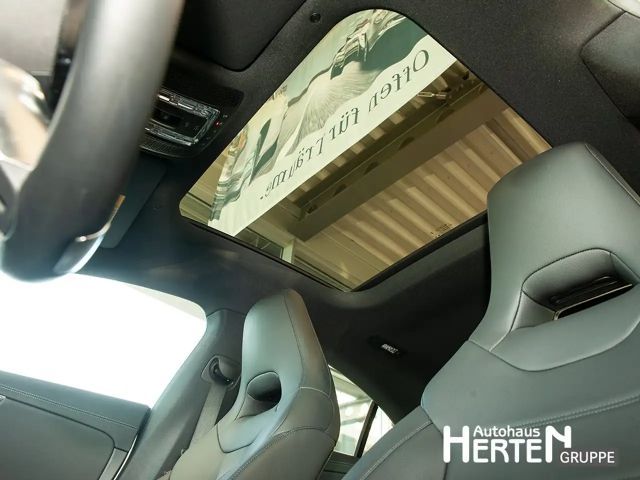 Mercedes-Benz CLA 180 Coupé