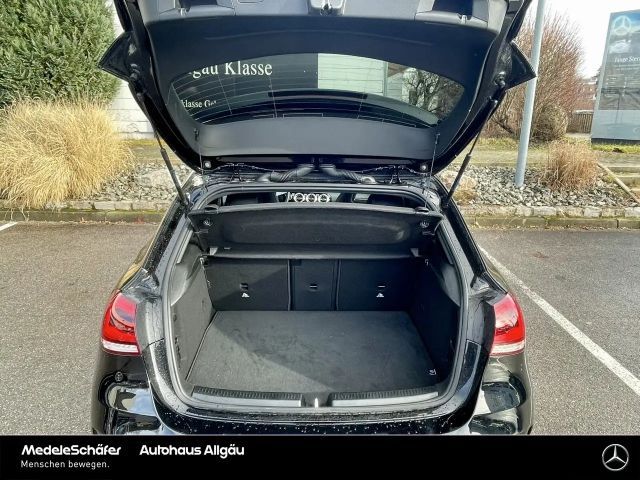 Mercedes-Benz A 200 AMG Line Hatchback