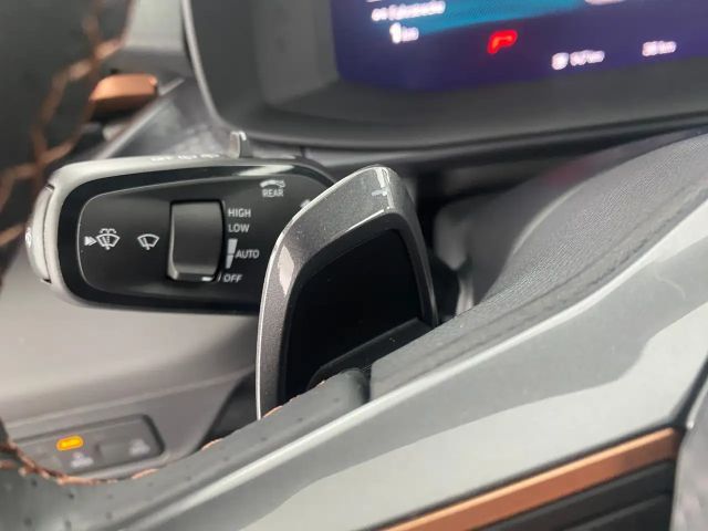 Cupra Terramar 1.5 e-Hybrid