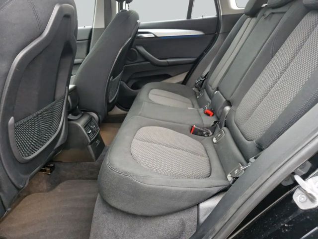 BMW X1 Advantage pakket xDrive25e