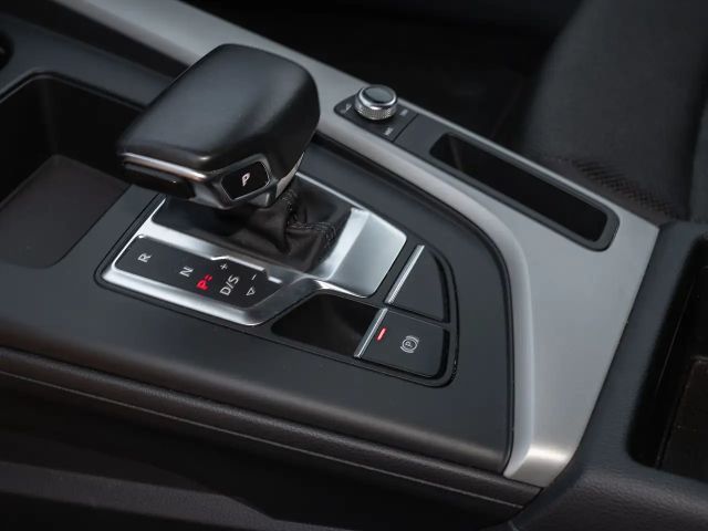 Audi A4 40 TFSI Quattro S-Line