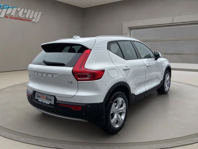Volvo XC40 Momentum