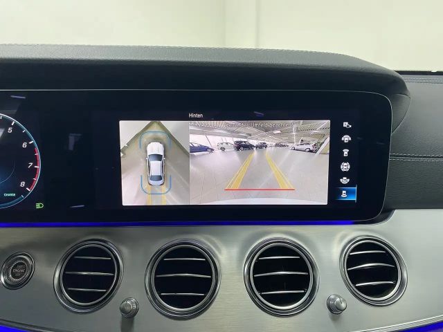 Mercedes-Benz E 200 AMG Line Sedan