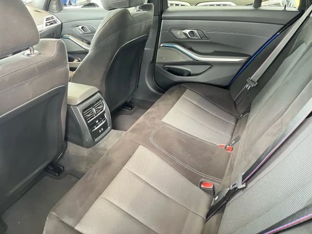 BMW 330 330e M-Sport Touring xDrive