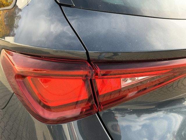 Seat Leon 1.5 eTSI DSG FR-lijn Sportstourer