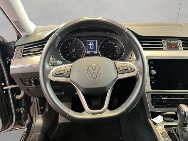 Volkswagen Passat 1.5 TSI DSG Variant