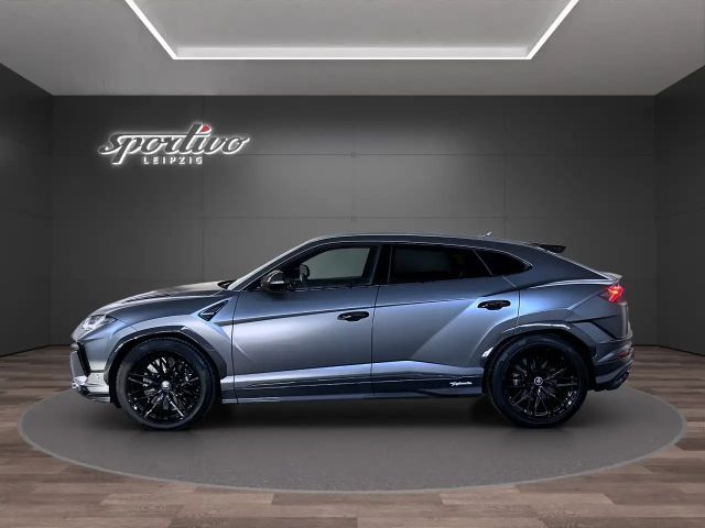 Lamborghini Urus Perfomante