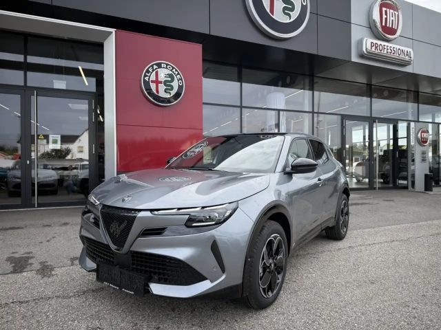 Alfa Romeo Junior Ibrida