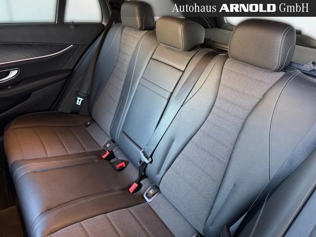 Mercedes-Benz E 220 AVANTGARDE E 220 d Estate