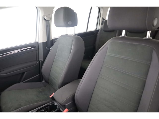 Volkswagen Touran 1.5 TSI Highline Style