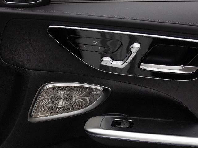 Mercedes-Benz C 200 AMG Line Sedan