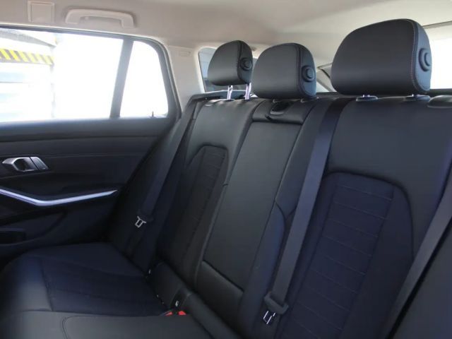 BMW 320 320d Sport Line Touring