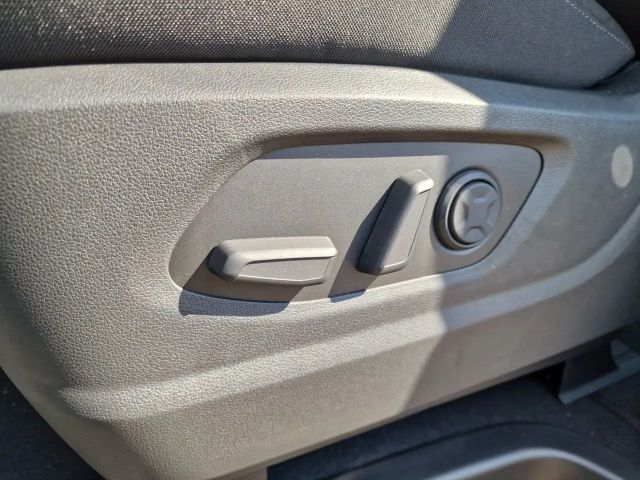 Hyundai Staria Trend