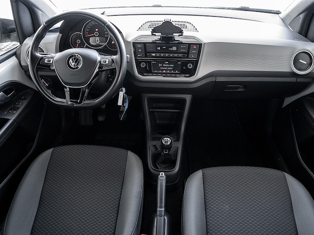 Volkswagen up! Active