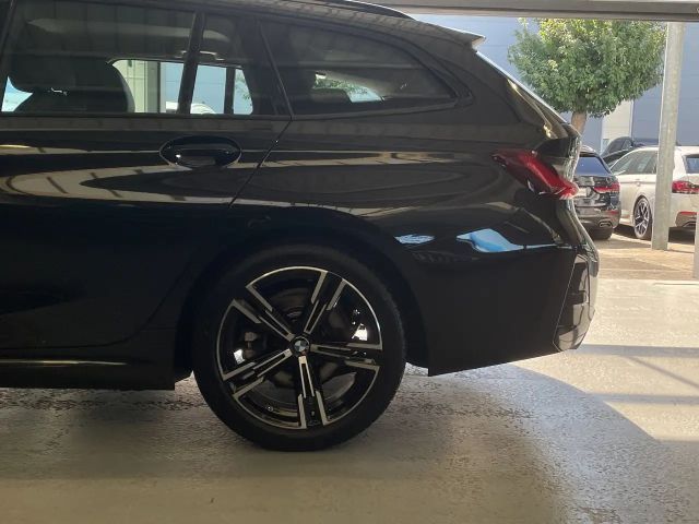 BMW 320 320d M-Sport Touring xDrive
