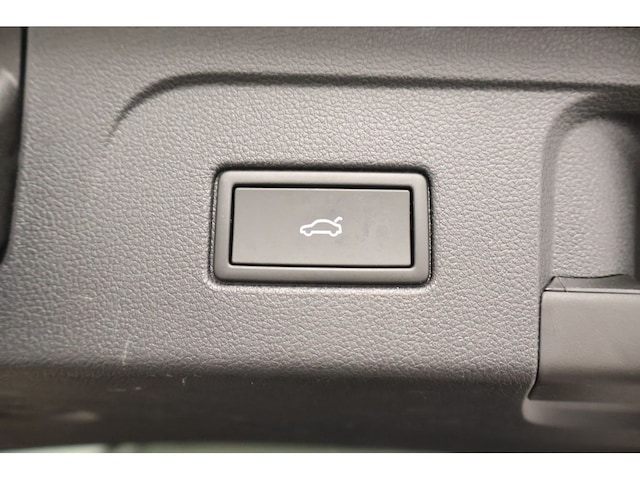 Volkswagen Touran 1.5 TSI DSG R-Line