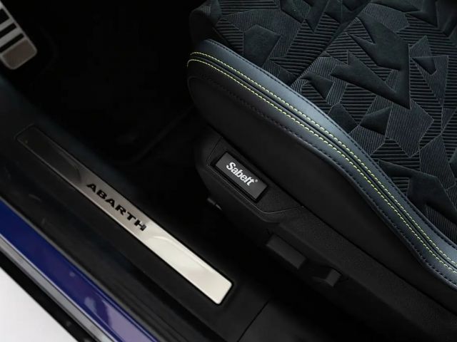 Abarth 600e Scorpionissima