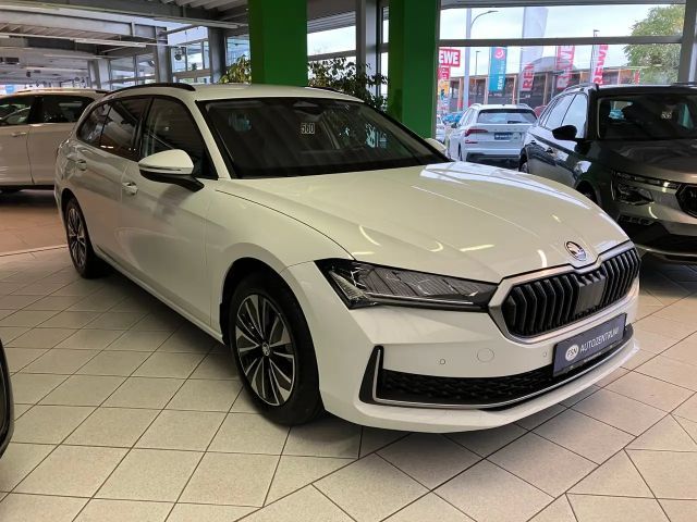 Skoda Superb 2.0 TDI Combi Selection