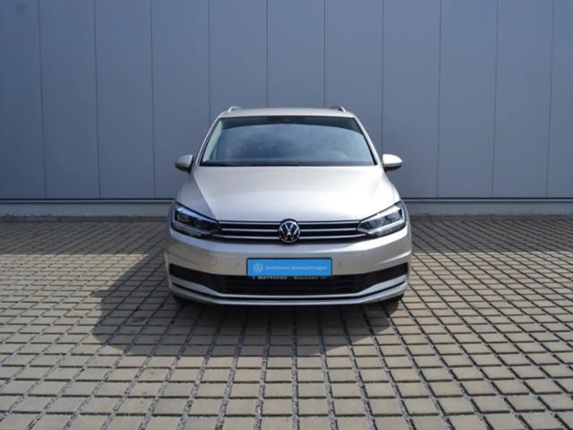 Volkswagen Touran 1.5 TSI IQ.Drive Move