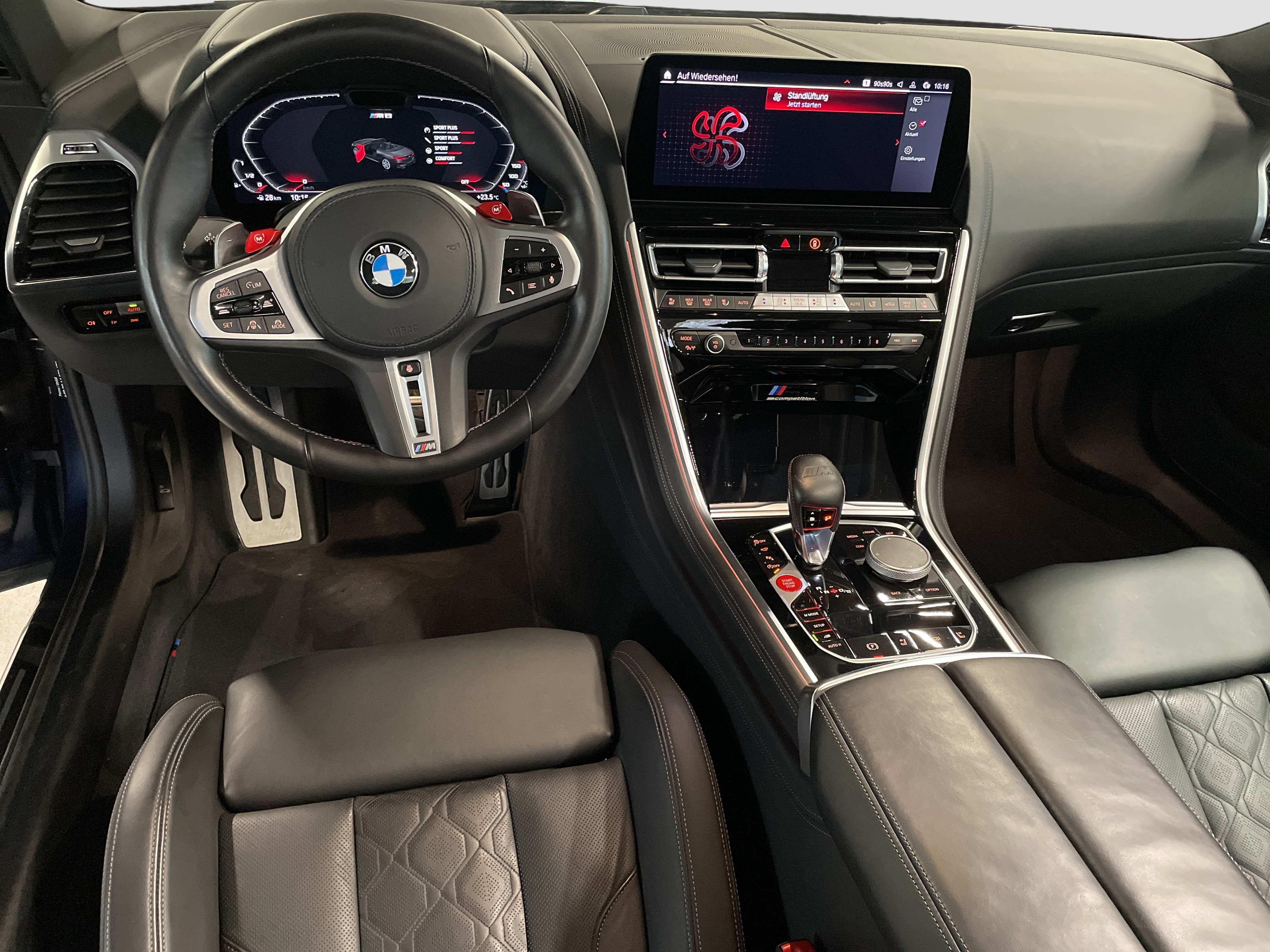 BMW M8 Cabrio Competition xDrive