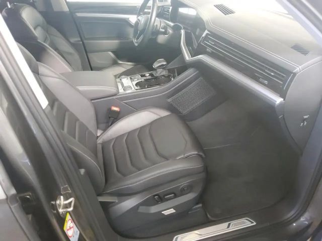 Volkswagen Touareg 3.0 V6 TDI R-Line