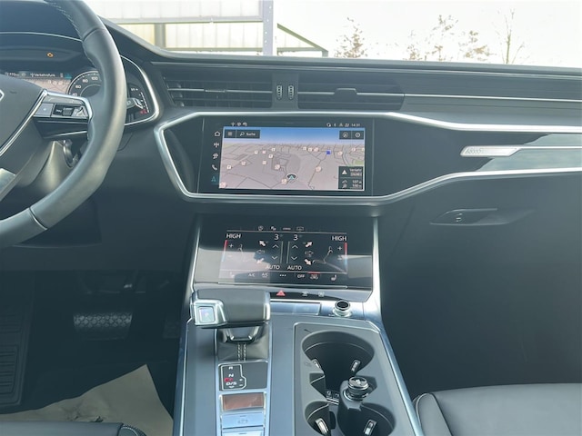 Audi A6 45 TFSI Avant S-Tronic