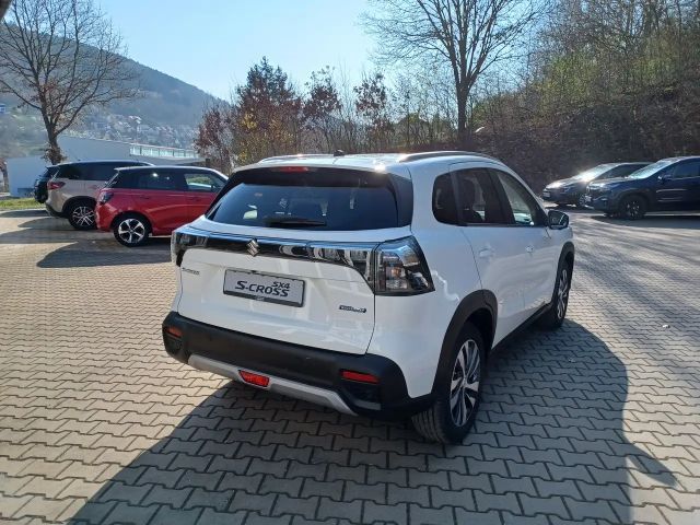 Suzuki S-Cross AllGrip Hybrid