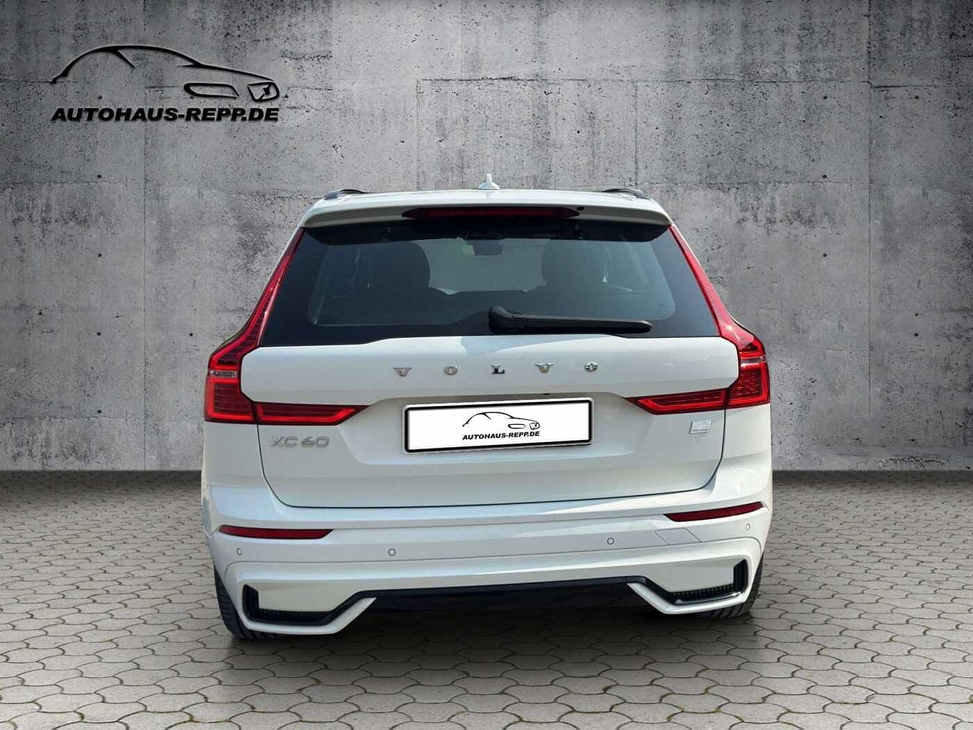 Volvo XC60 AWD R-Design Recharge T6