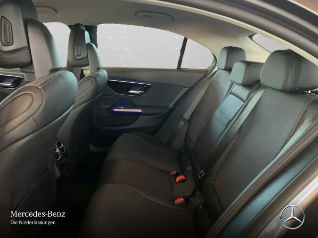 Mercedes-Benz C 180 AVANTGARDE Sedan