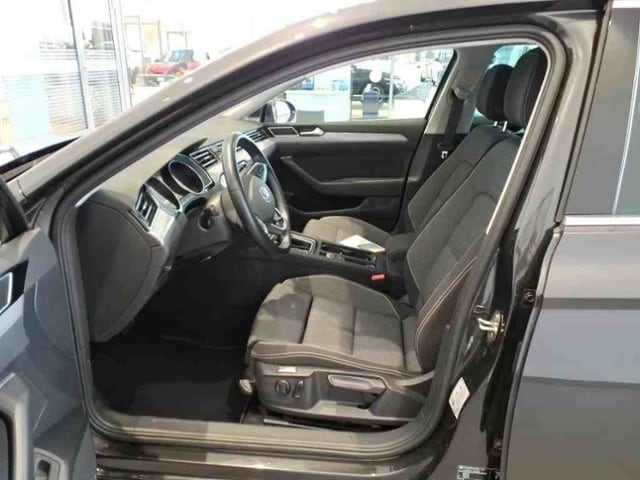 Volkswagen Passat 1.5 TSI DSG Variant
