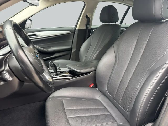 BMW 520 520d Sedan