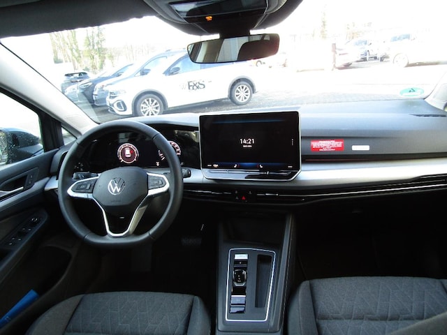 Volkswagen Golf 1.5 eTSI DSG