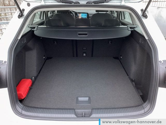 Volkswagen Golf 1.0 TSI Life Variant