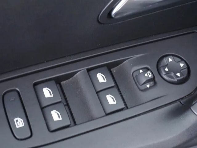 Peugeot 2008 Allure Pack PureTech