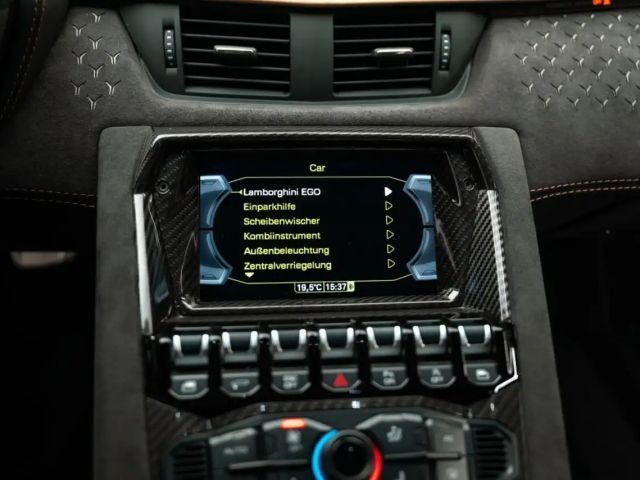Lamborghini Aventador Ultimae/KAMERA/CARBON/GARANTIE 05/27