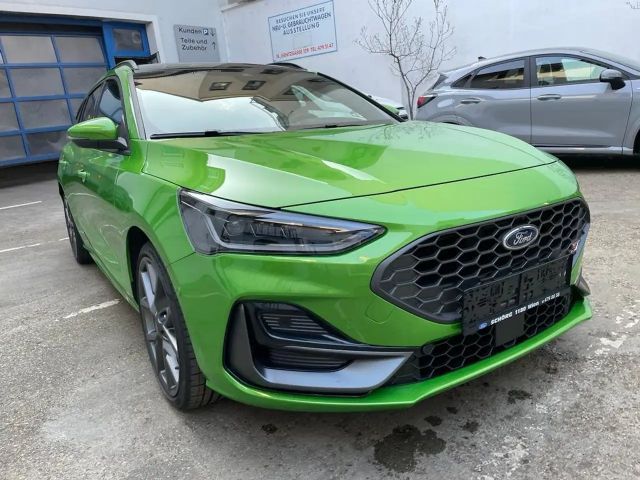 Ford Focus ST Line