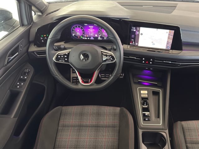 Volkswagen Golf 2.0 TSI Golf VIII