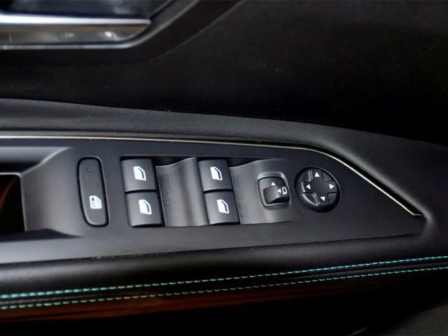 Peugeot 5008 Allure Pack PureTech