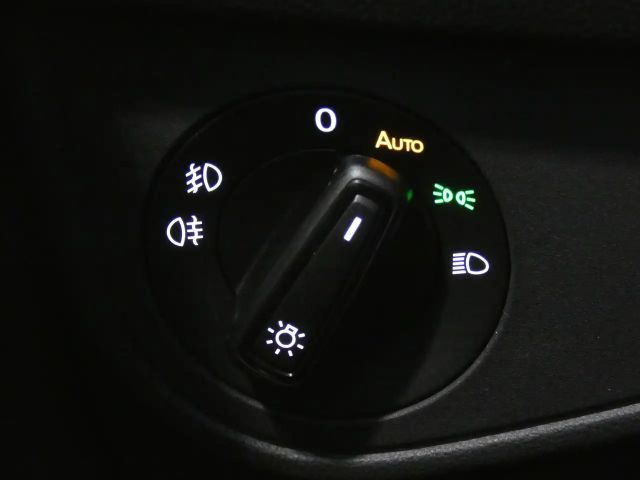 Volkswagen Taigo 1.0 TSI DSG R-Line